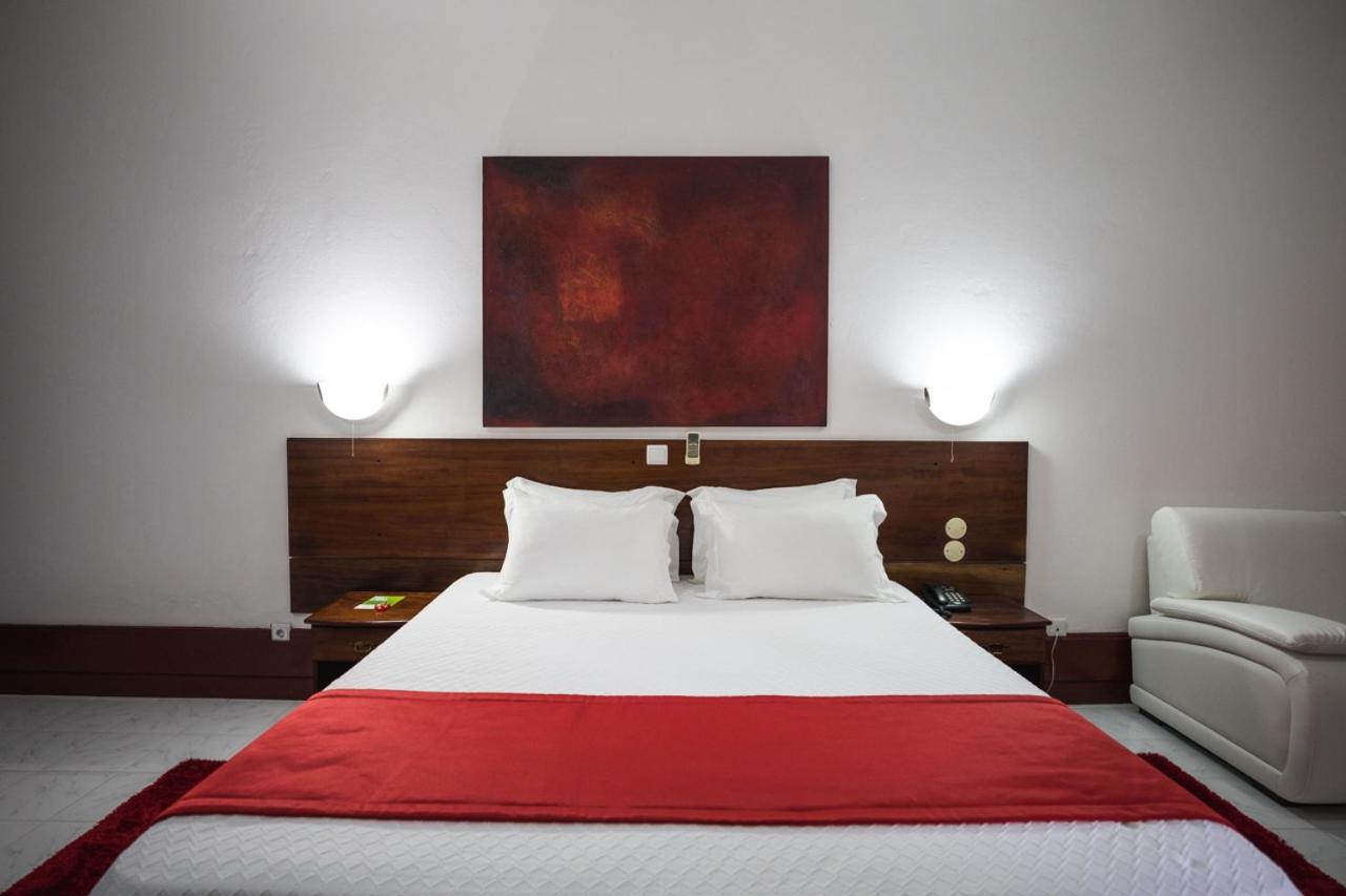 Hotel Praia เซาโตเม ภายนอก รูปภาพ