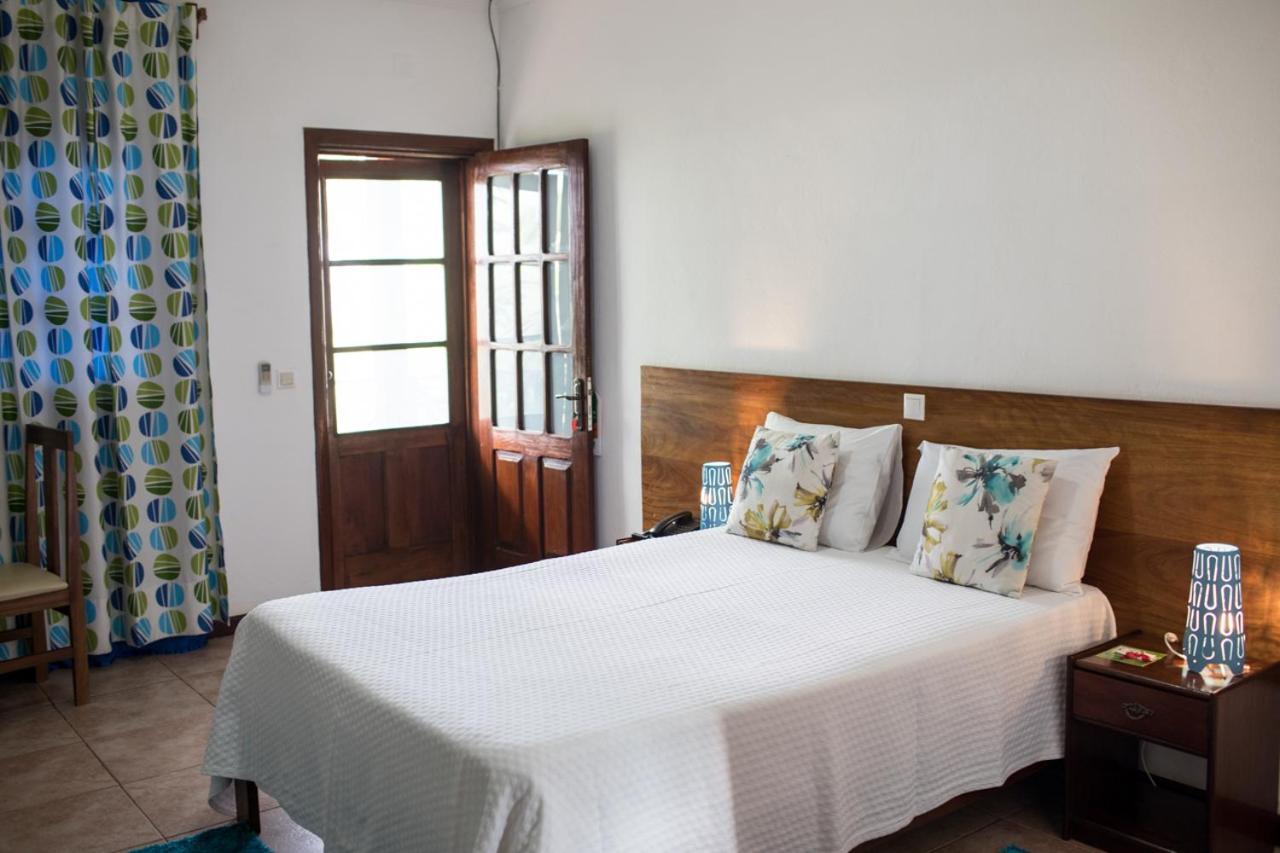 Hotel Praia เซาโตเม ภายนอก รูปภาพ