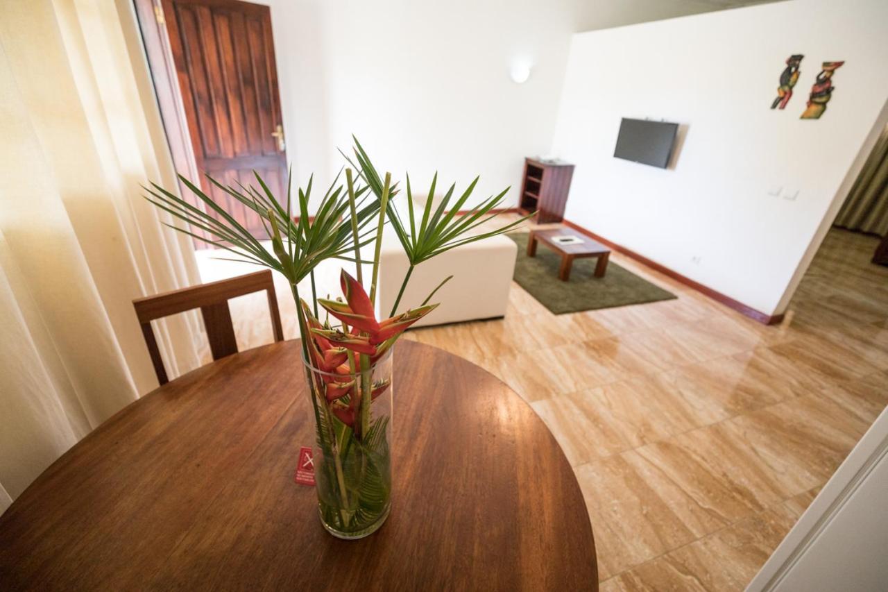 Hotel Praia เซาโตเม ภายนอก รูปภาพ